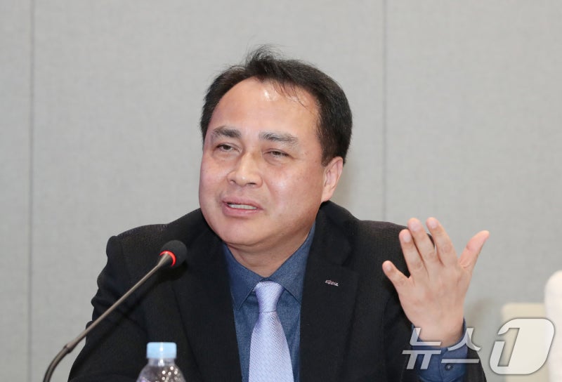 정정래 <b>코레일</b> 사장대행 "청도 열차<b>사고</b> 무거운 <b>책임</b>감"