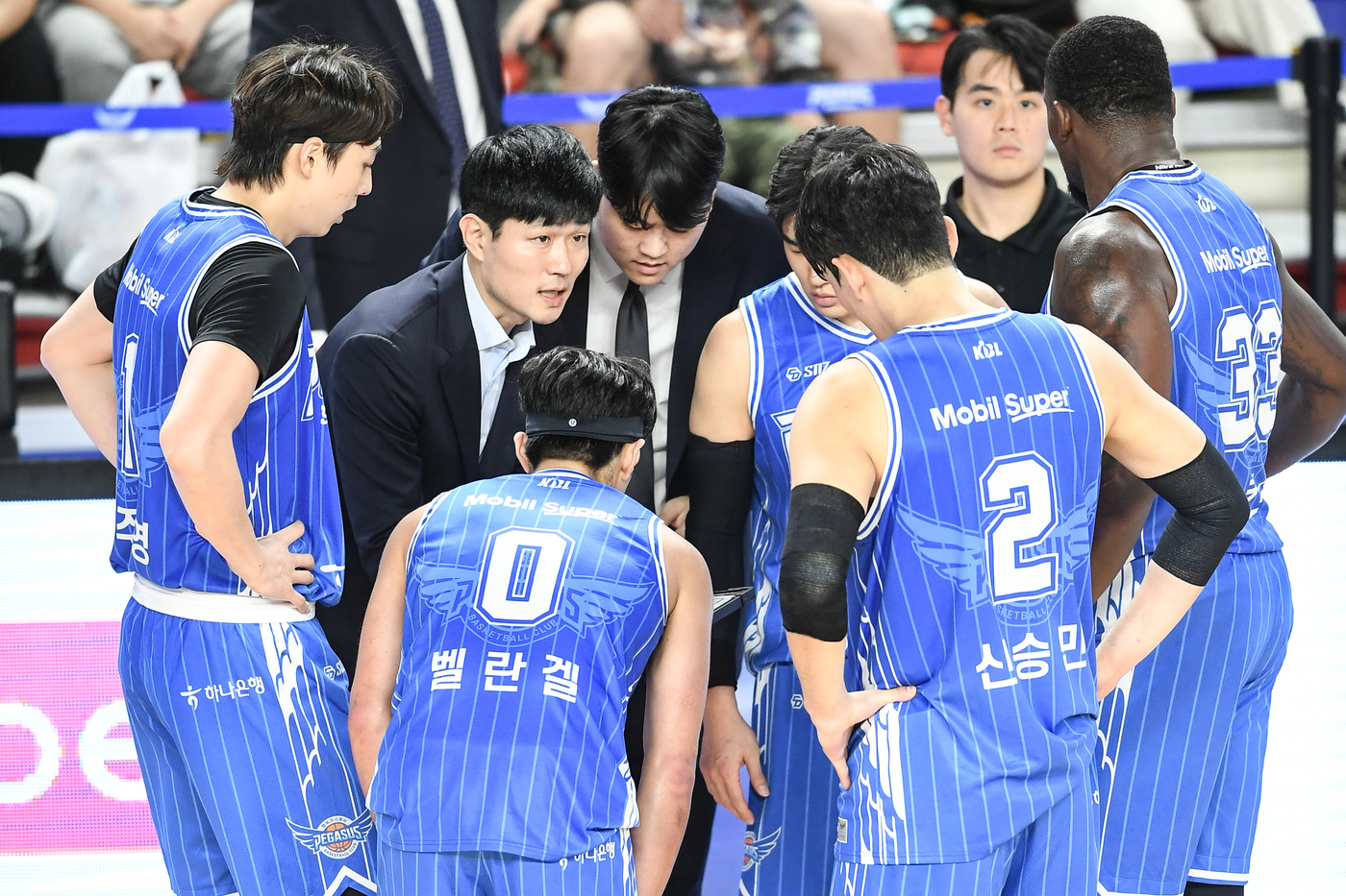 외인까지 바꿨지만…무기력한 한국<b>가스공사</b>, 개막 <b>8연패</b> 부진