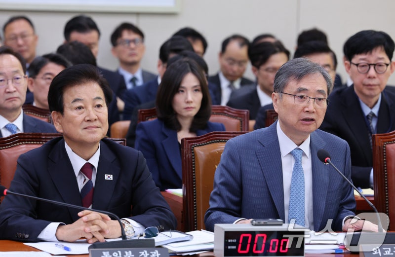 [<b>국감</b>]캄보디아 사태 <b>답변</b>하는 <b>조현</b> 외교<b>장관</b>