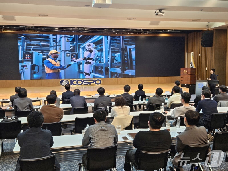 0008568892_001_20251028174512172.jpg?type=w800