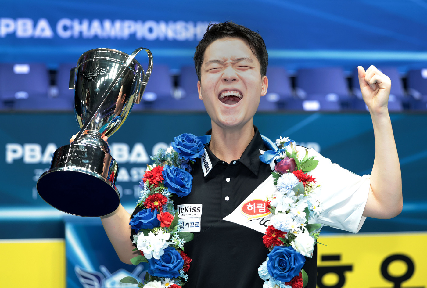 '18세 당구천재' <b>김영원</b>, '스페인 전설' 꺾고 정상…통산 두 번째 <b>우승</b>