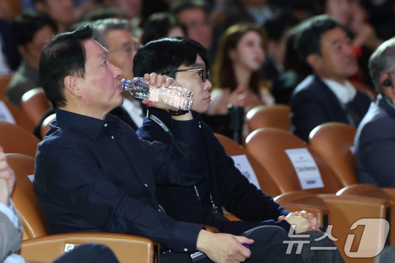 0008581463_001_20251103125443033.jpg?type=w800