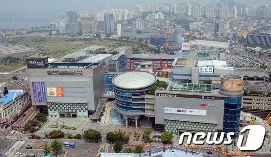 경의중앙선 하행<b>열차</b> <b>용산역</b> 무정차 통과…<b>화물열차 궤도이탈</b> 사고