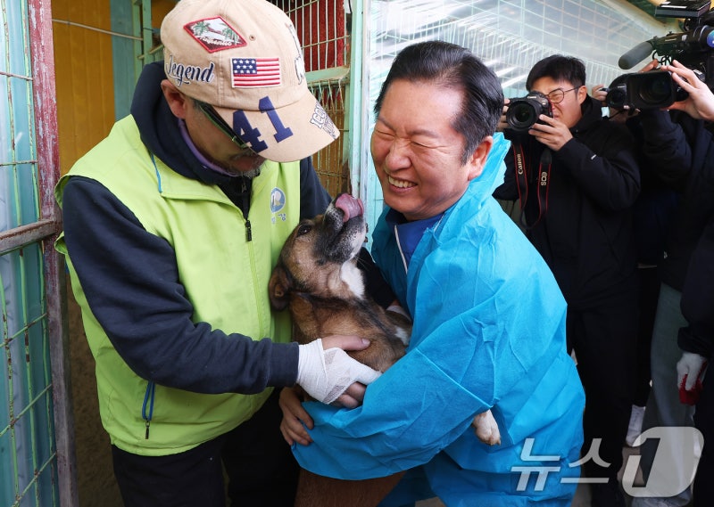 <b>정청래</b> "취임 100일 기자회견 필요할 때 하면 돼…관례국가 아냐"