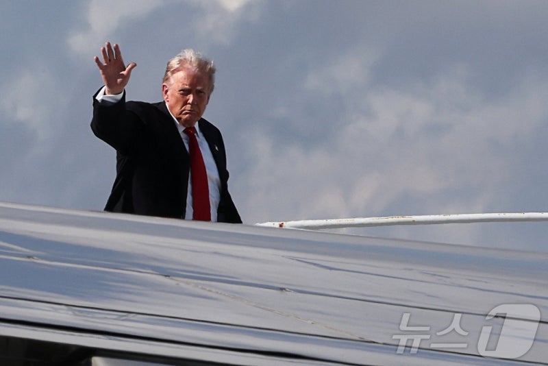 0008593599_001_20251110063110363.jpg?type=w800