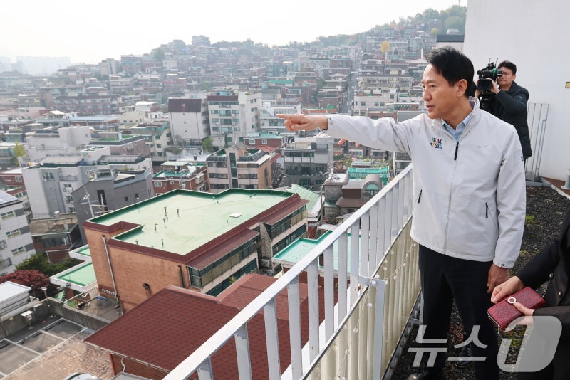 <b>오세훈</b> "<b>세운4</b>, 종묘 보호거리 밖…세계유산 지정 해제 기우"(종합)