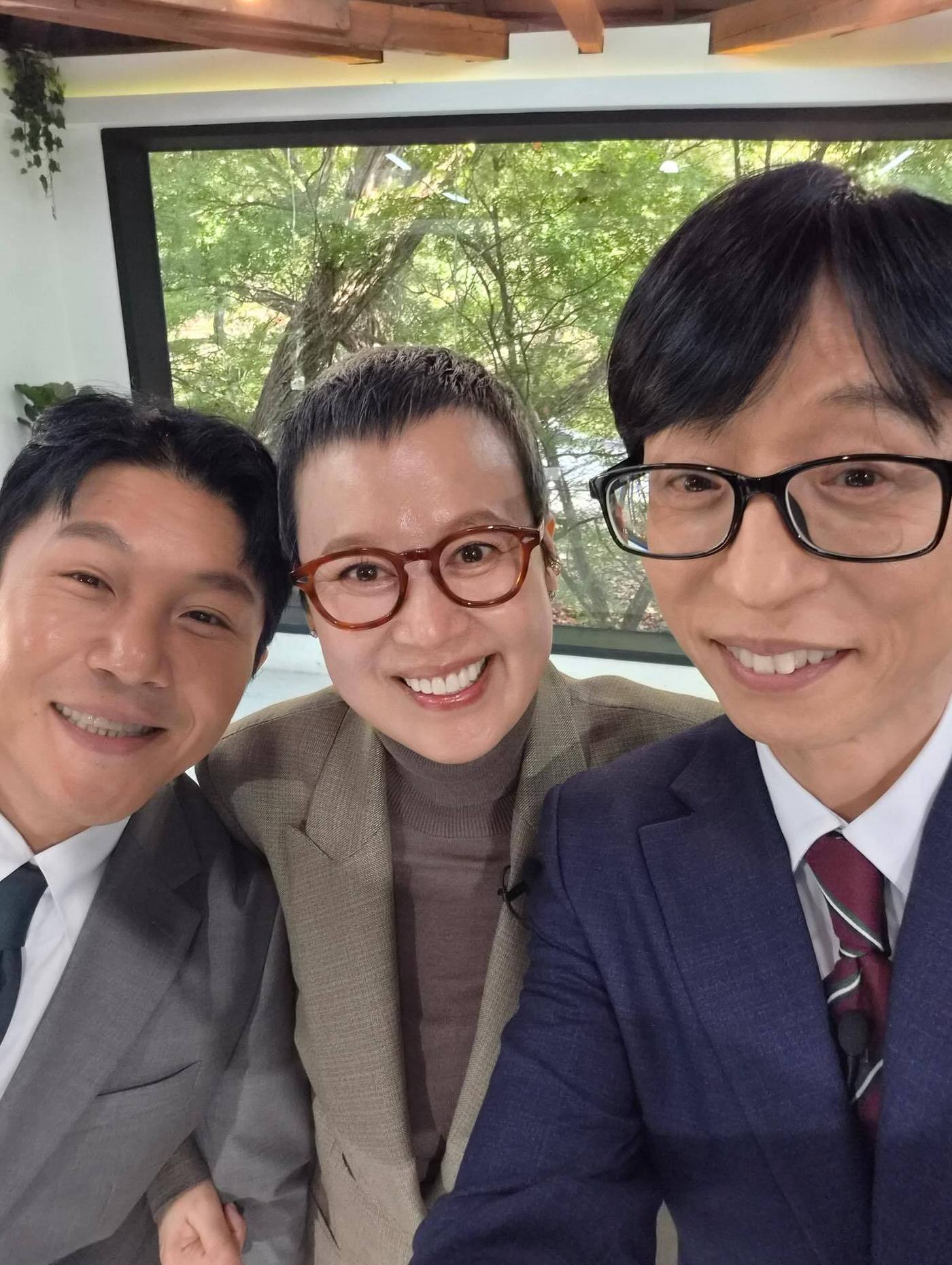 '암 투병' <b>박미선</b> "'<b>유퀴즈</b>' 가발 쓸까 고민했지만…올해 딱 한 번의 스...