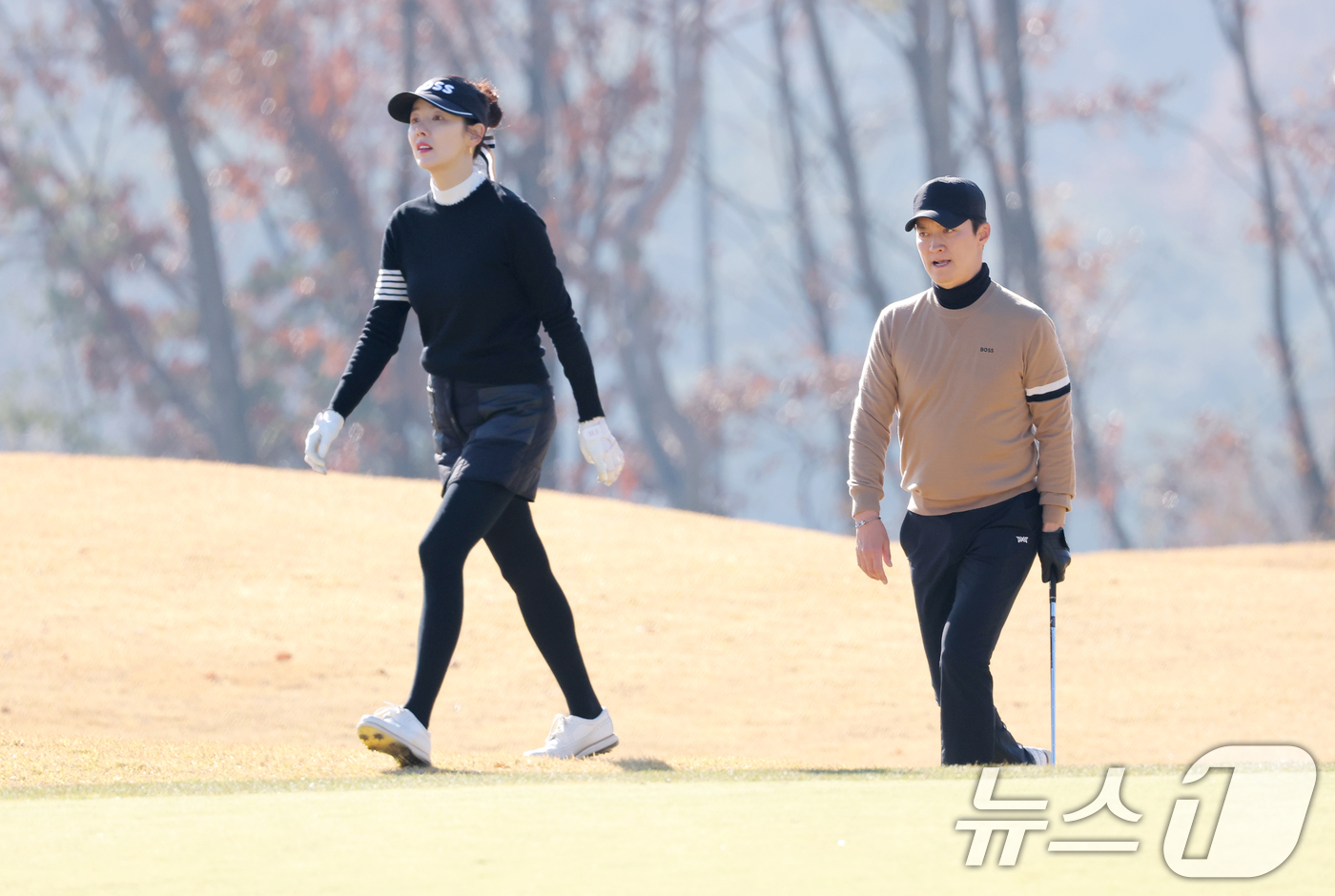 소이현·인교진 부부, <b>류현진</b> <b>자선골프</b>대회 동반 참석