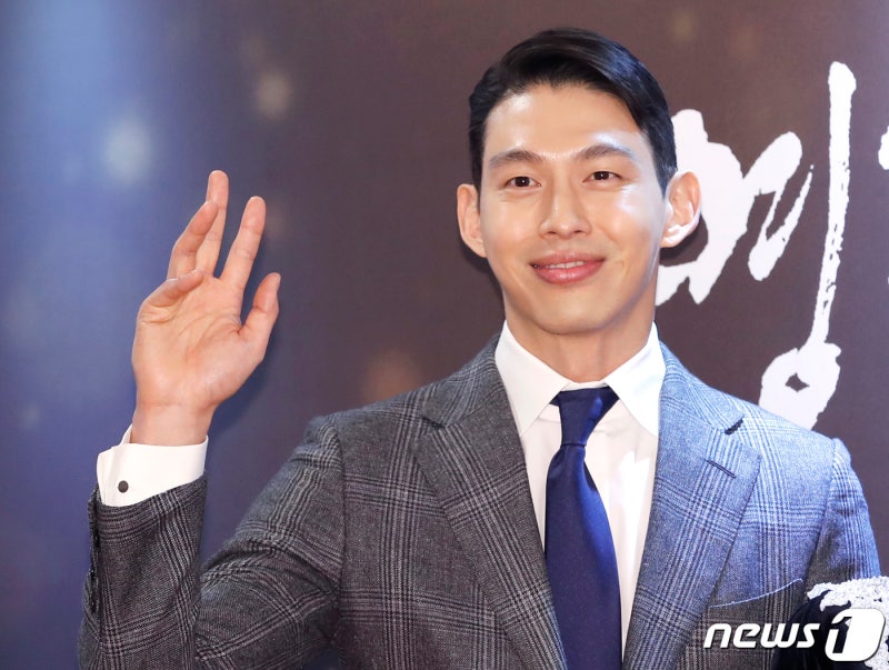"흉기 들고 아는 여성 집에"…UN 출신 <b>최정원</b> '<b>스토킹 혐의</b>' 검찰 송치
