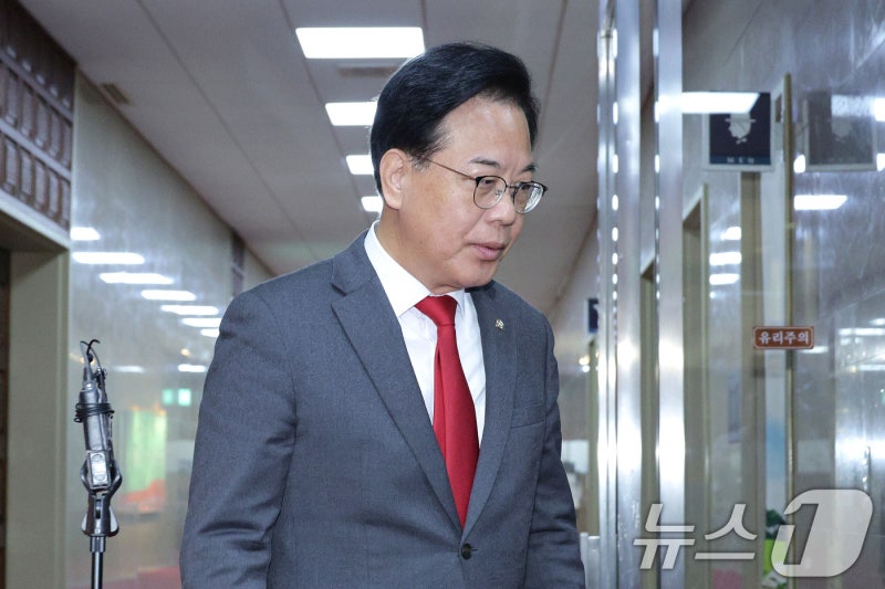 송언석 "정부, <b>내란몰이TF</b>로 공직자 사찰…공산당식 상호감시"