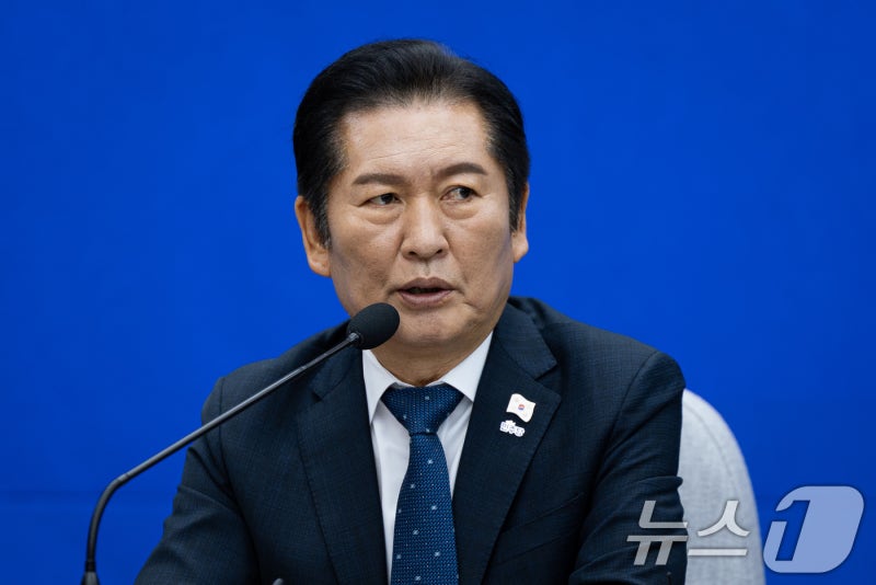 <b>정청래</b> "당원 주권 정당으로 가겠다…전당원 '1인 1표' <b>공천혁명</b>"