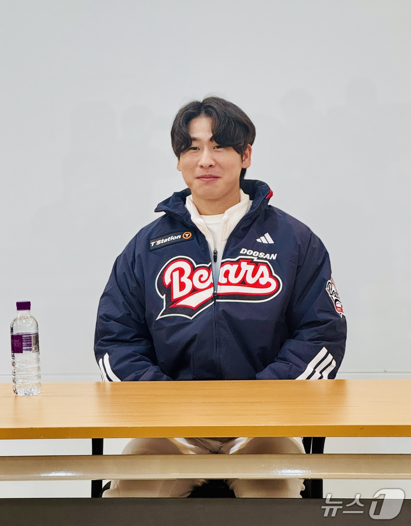 '<b>두산</b>맨' <b>박찬호</b> "환골탈태 내 야구 인생처럼 '허슬두' 우승이 목표"