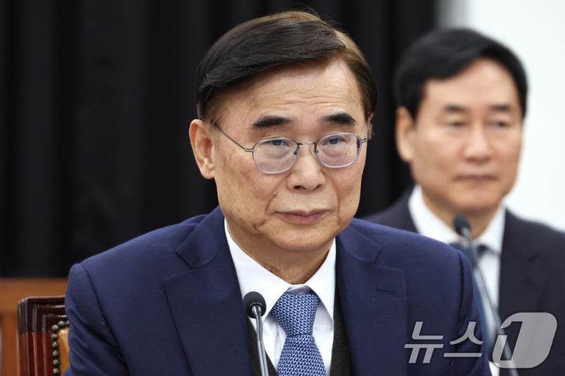 <b>이종석 국정원장</b> '국회 <b>정보위원회 출석</b>'