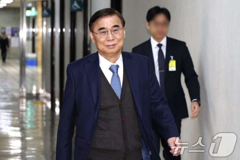 <b>이종석 국정원장 정보위원회 출석</b>
