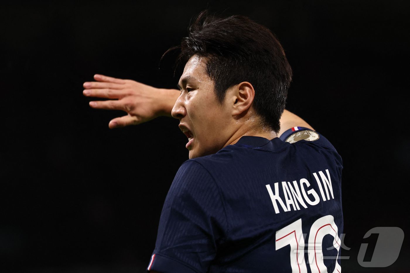 '<b>이강인</b> 64분' <b>PSG</b>, '10명' 모나코에 0-1 패…<b>미나미노</b> 결승골