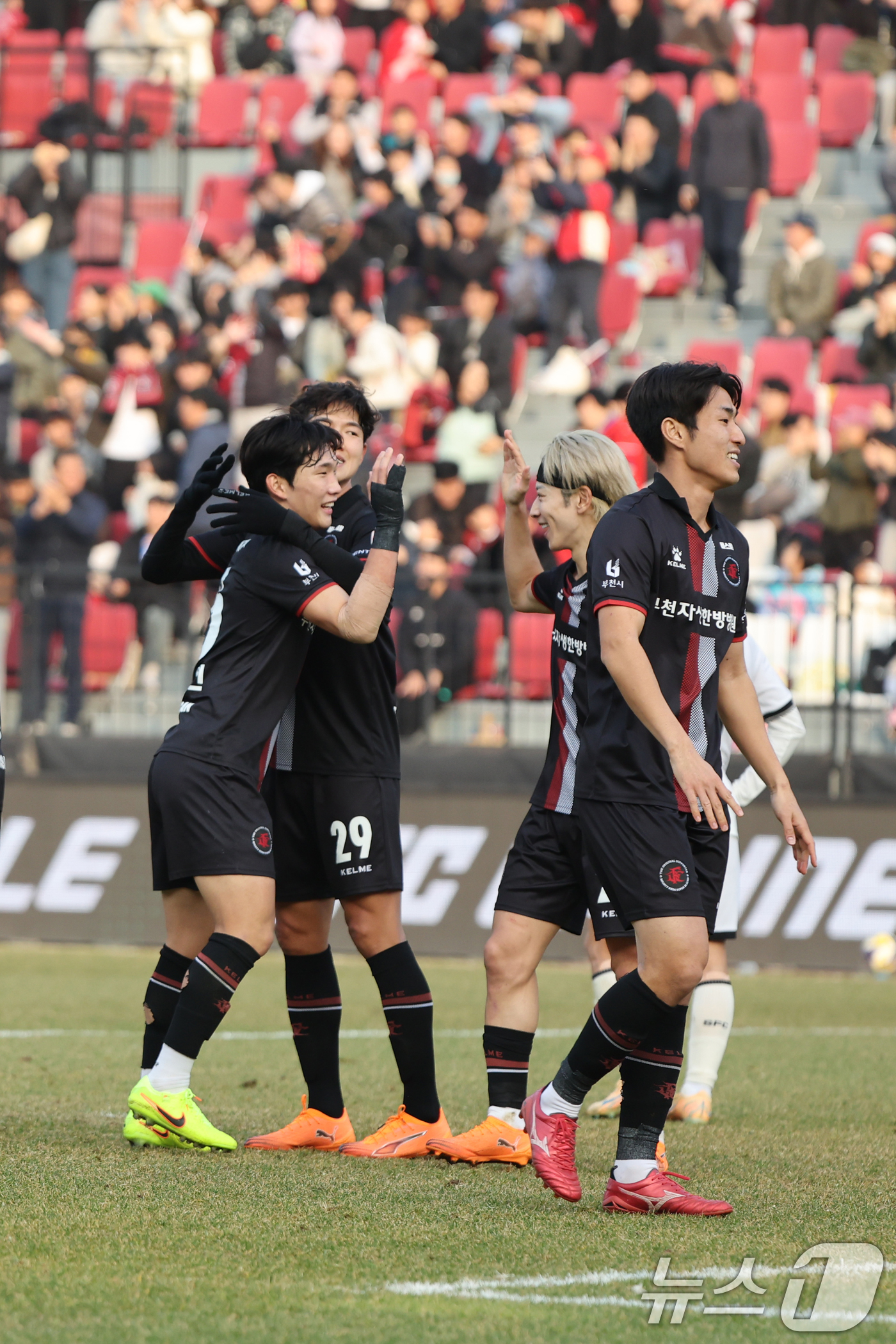 <b>승강PO</b> 진출하는 <b>부천</b>FC
