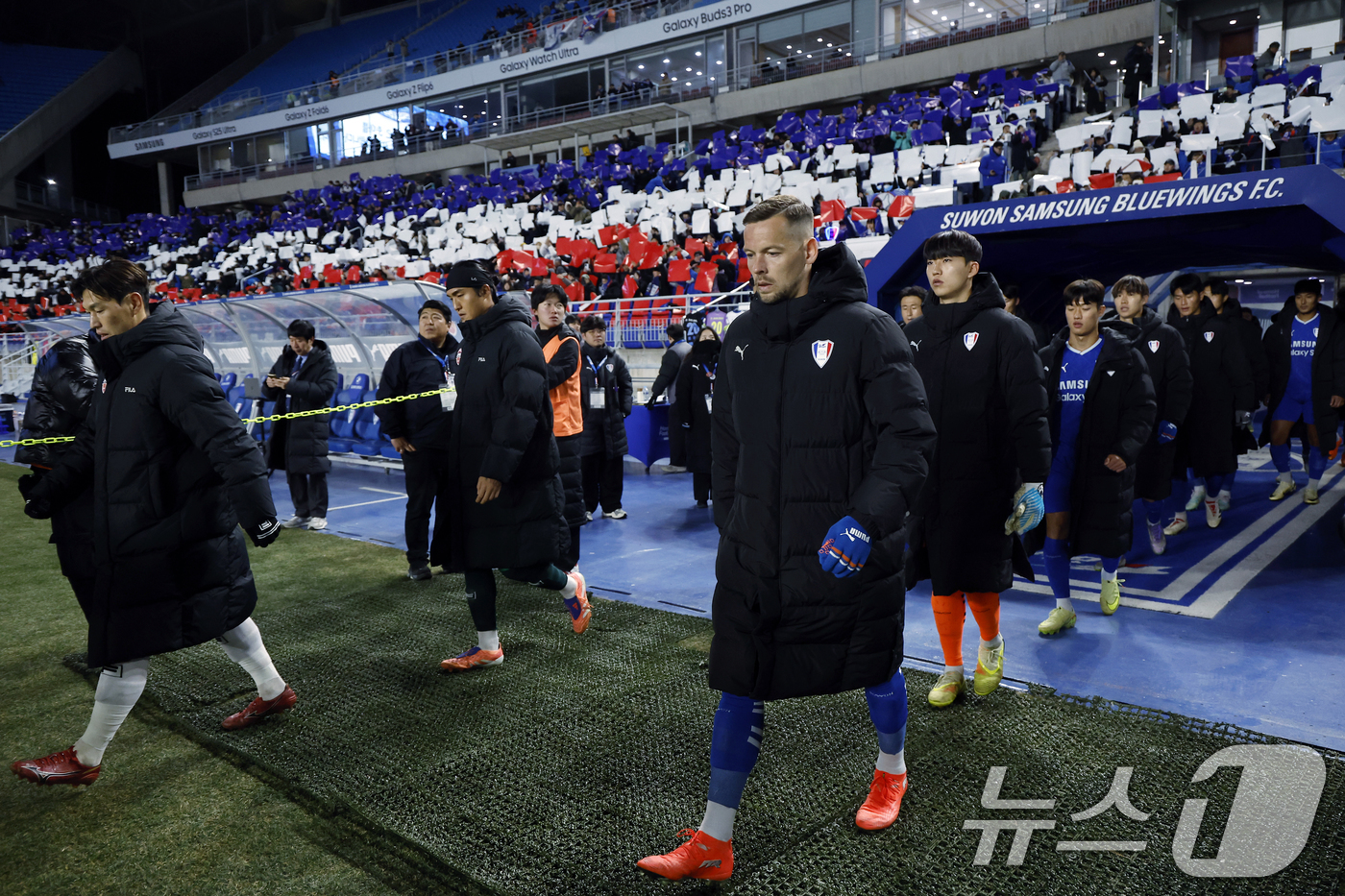 <b>삼성</b> vs <b>SK</b> 승강PO <b>반도체 더비</b>
