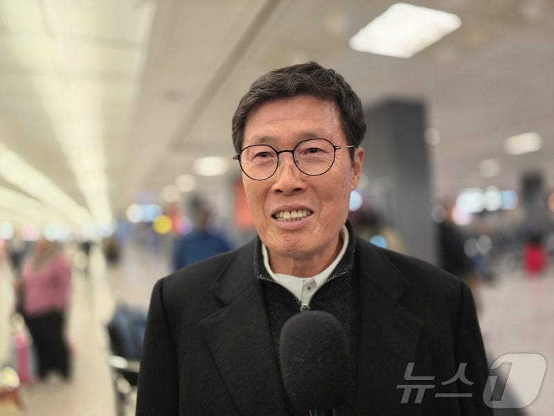 [포토]'레전드' 차범근 <b>월드컵 조추첨</b> 참석 위해 워싱턴DC 도착