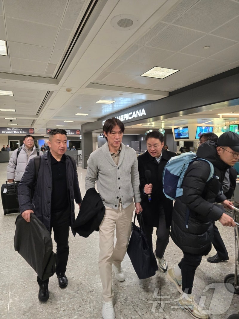 홍명보 "<b>월드컵</b> 이제 본격적으로 시작…최상의 <b>조</b> 예측 불가"