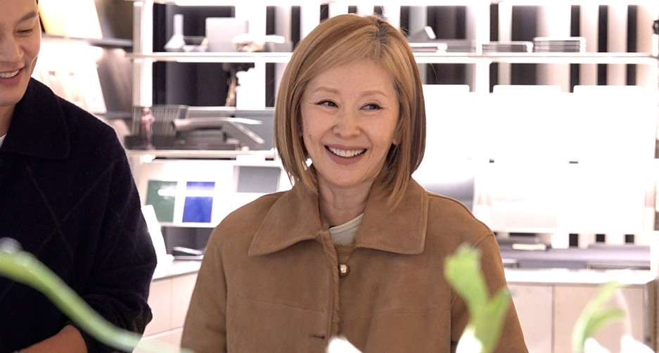 <b>김광규</b>, <b>이미숙</b> 수발들다 "선배님 <b>성형</b>한거예요?" 시술 <b>의혹</b> 제기
