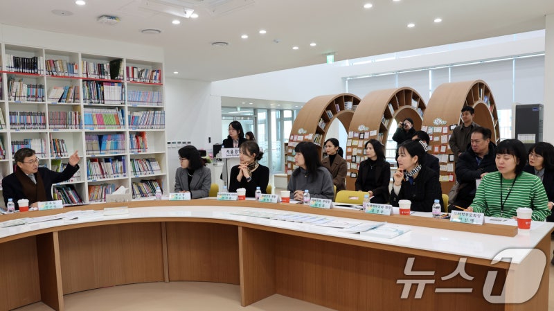 <b>정근식 교육감</b>, <b>학교자치문화</b> 간담회