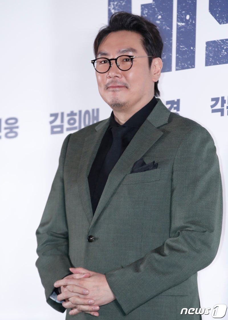 '은퇴 선언' <b>조진웅</b>, 이번엔 신인 배우·스태프 '<b>폭행</b>' 의혹