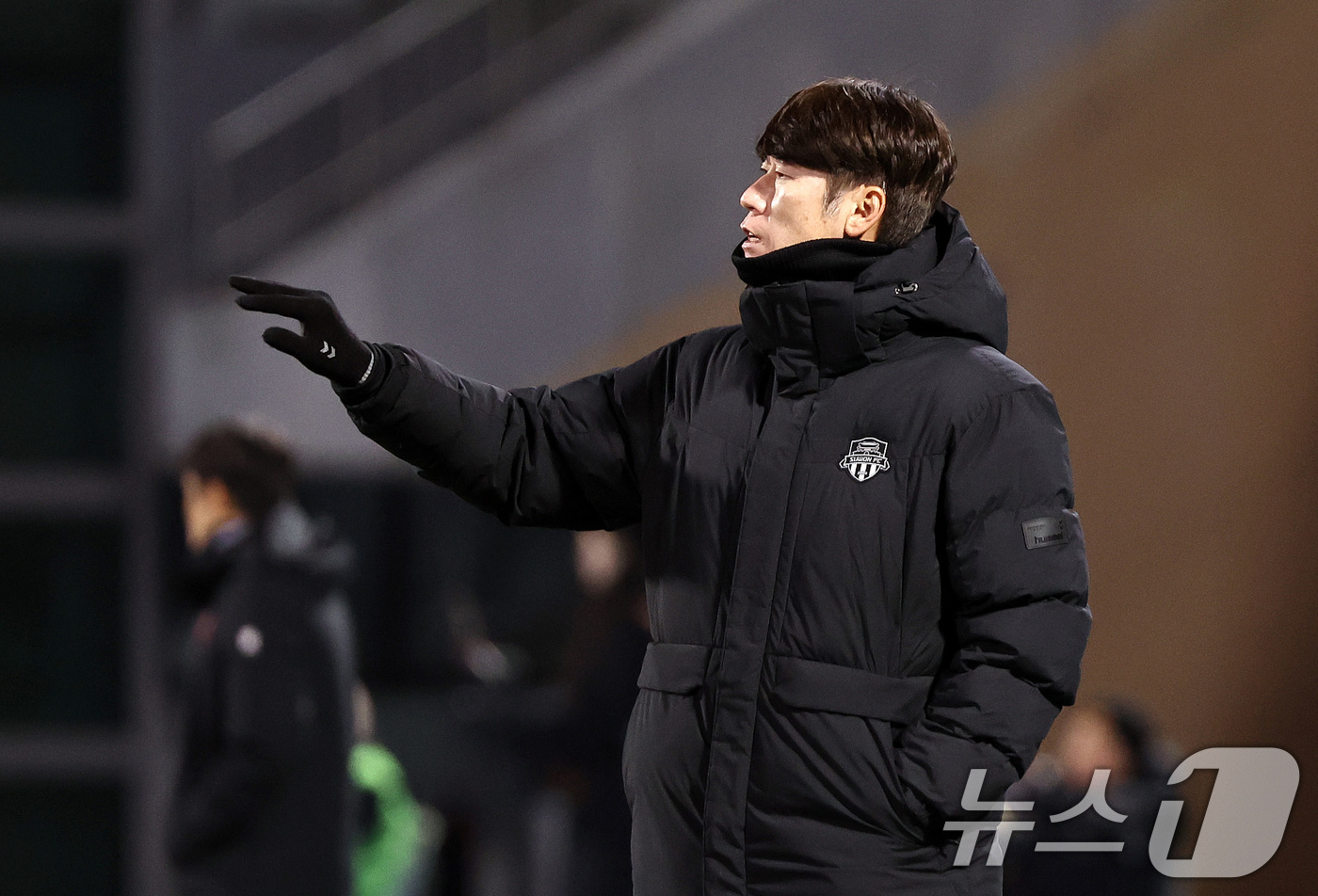 '강등' <b>김은중 감독</b> "모든 <b>책임</b>은 나에게…다시 올라오도록 노력하겠다...
