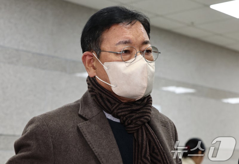'쌍방울 <b>대북송금</b> 핵심 증인' 안부수 구속심사 출석(종합2보)