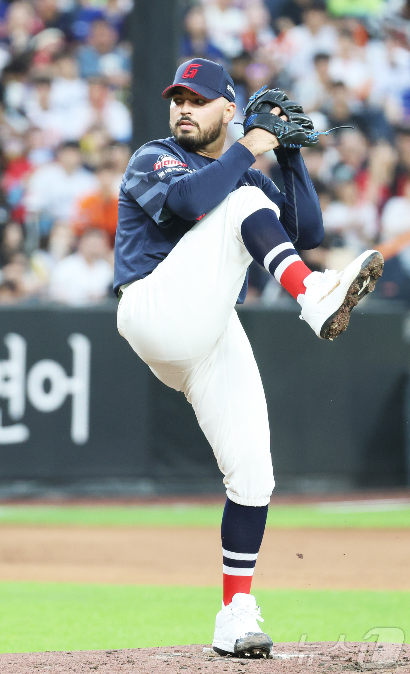 롯데와 결별 <b>감보아</b>, MLB <b>보스턴</b>과 <b>마이너 계약</b>…빅리그 도전