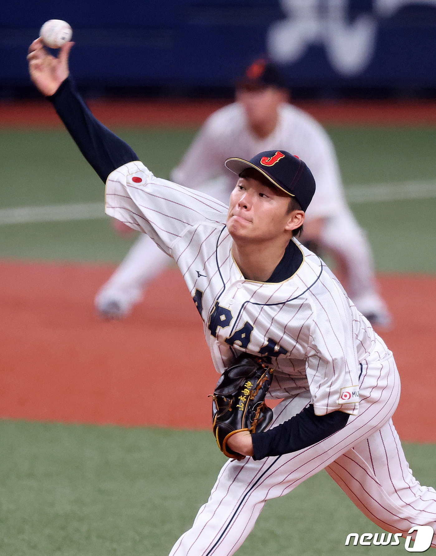'월드시리즈 MVP' <b>야마모토</b>, <b>WBC 출전</b> 확정…사사키는 불참