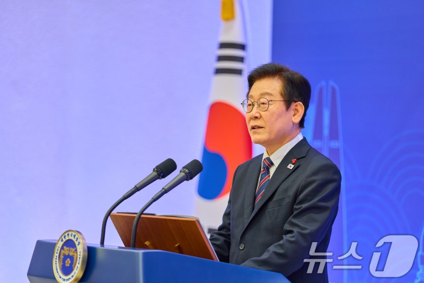 이재명 대통령이 15일 서울 용산 대통령실에서 열린 한-라오스 공식오찬에서 인사말을 하고 있다. (대통령실 제공. 재판매 및 DB 금지) 2025.12.15/뉴스1 ⓒ News1 허경 기자