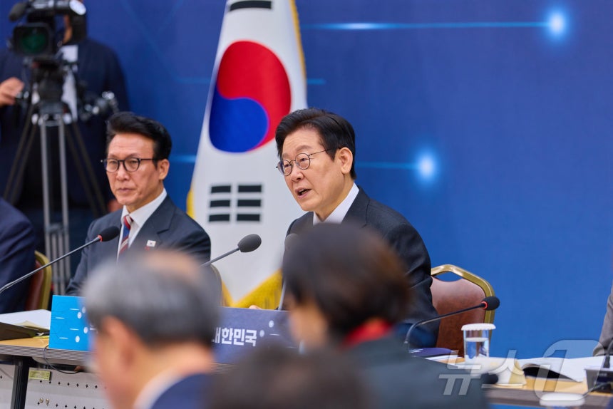 이재명 대통령이 지난 12일 세종시 정부세종컨벤션센터에서 열린 과학기술정보통신부·개인정보보호위원회 업무보고에서 발언하고 있다.(대통령실 제공.재판매 및 DB 금지) /뉴스1 ⓒ News1 이재명 기자