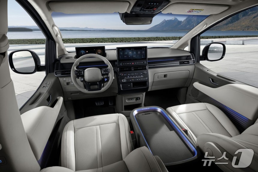 더 뉴 스타리아 라운지 실내.(현대차 제공)