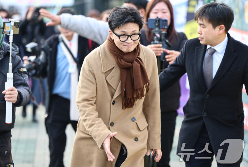 한동훈, 이재명 대통령에 직격탄! 이학재 사장 건드리지 마라