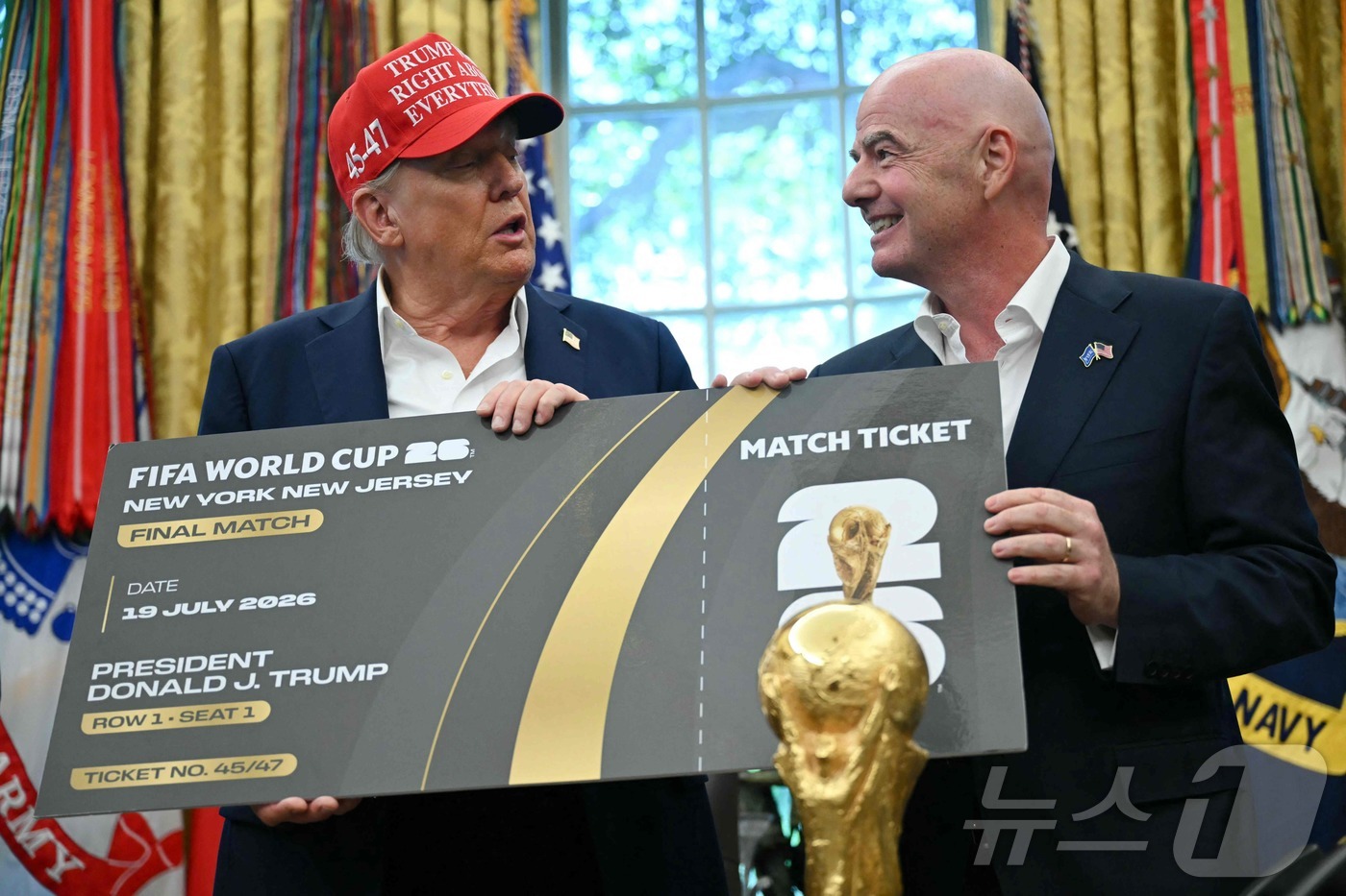 "<b>월드컵 입장권</b> 비싸다" <b>논란</b>에…FIFA, 8만원짜리 티켓 내놨다