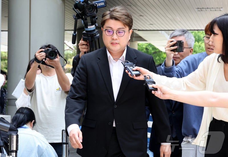 '<b>음주 뺑소니</b>' <b>김호중</b>, 성탄절 특사 불발…가석방 심사 '부적격'