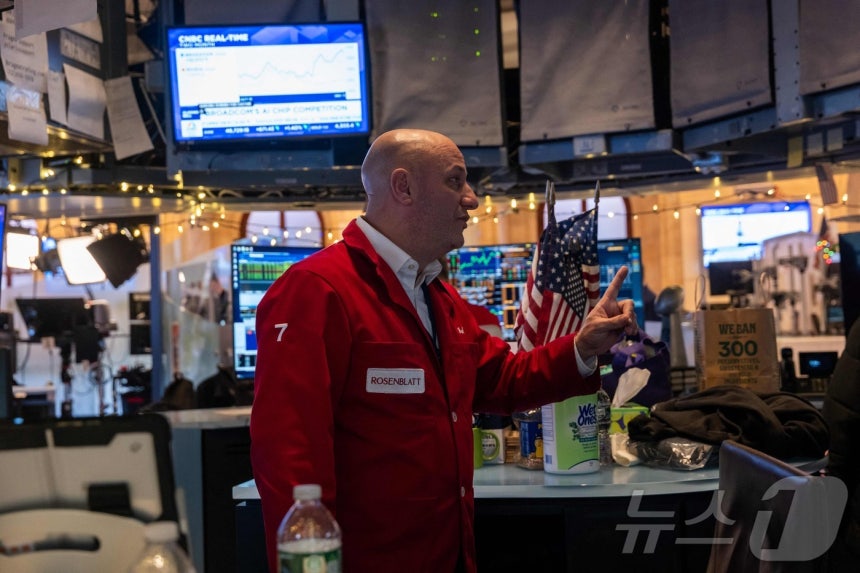 뉴욕증권거래소 트레이더 ⓒ AFP=뉴스1