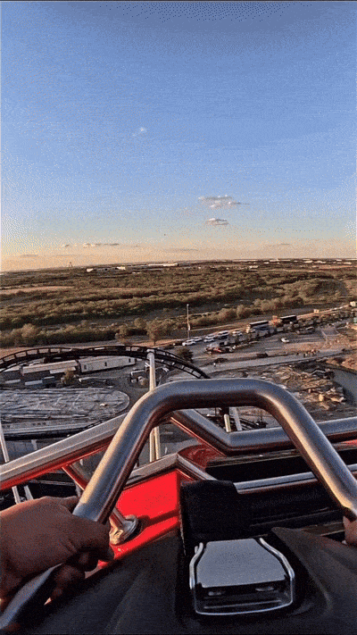 '틸트 롤러코스터'의 하강 전 구간 (출처=COTA 인스타그램 계정)