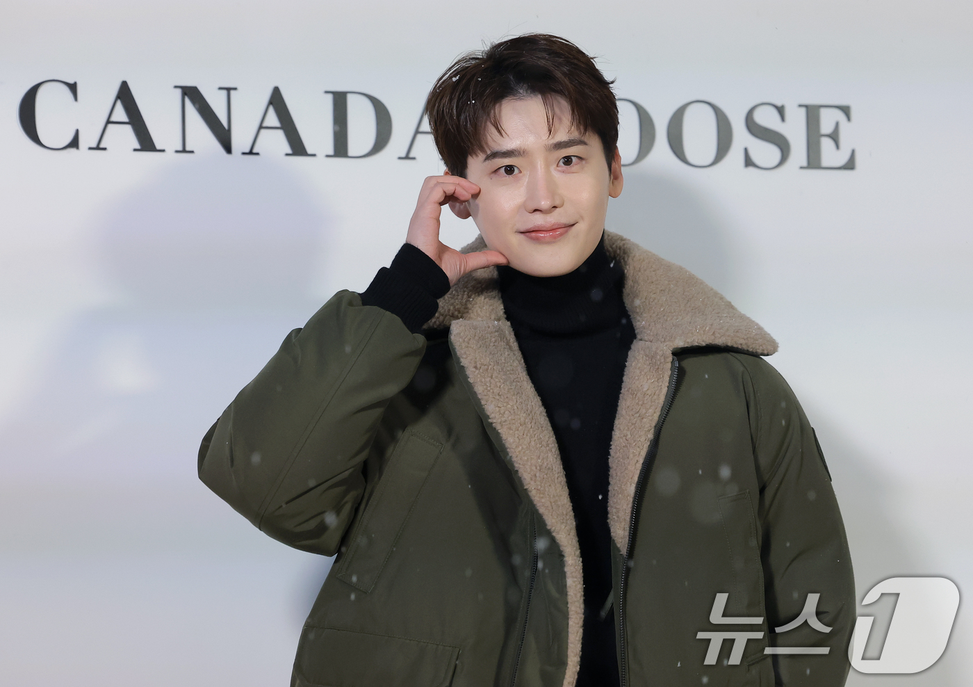 이종석, 서울아산병원에 기부