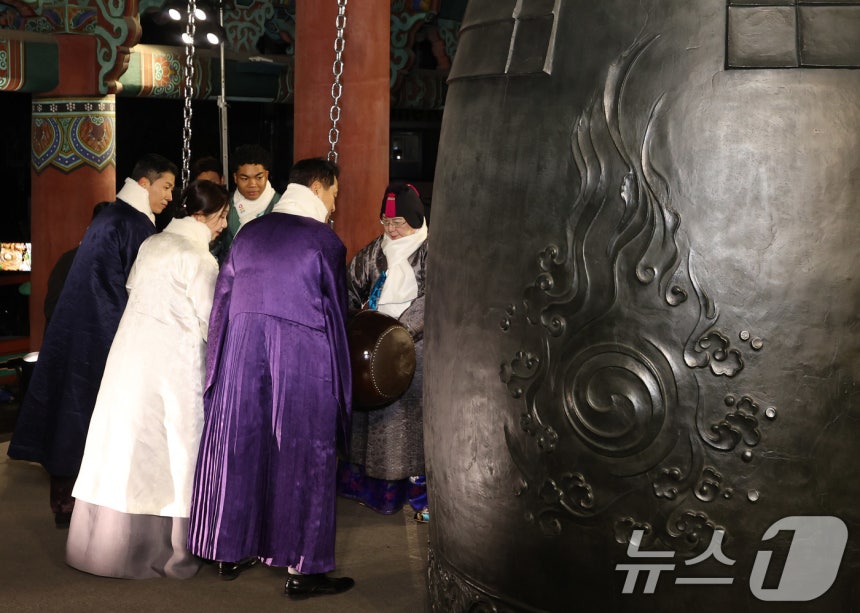 2026년 병오년(丙午年) 첫날인 1일 오세훈 서울시장과 가수 양희은,션,<a href=