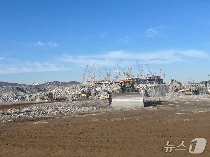 지난 22일 SK하이닉스 용인 클러스터 공사 현장에서 1기 팹 공사가 한창 진행중인 모습.ⓒ 뉴스1