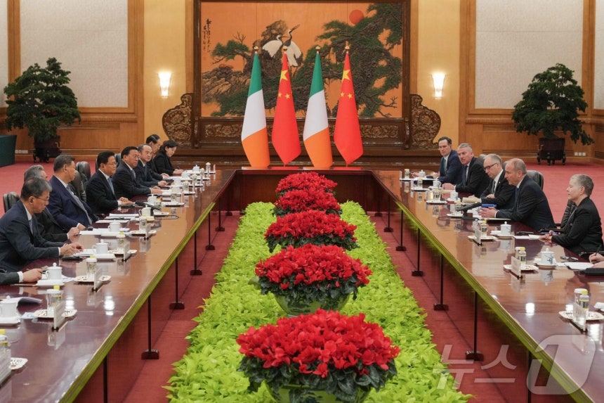 시진핑 중국 국가주석과 미할 마틴 아일랜드 총리가 5일 베이징 인민대회당에서 회담을 개최했다.2026.1.5 ⓒ AFP=뉴스1 ⓒ News1 정은지 특파원