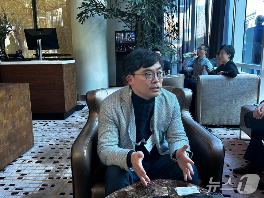 미국 샌프란시스코 모처에서 취재진과 마주한 이슬기 디앤디파마텍 대표.ⓒ News1