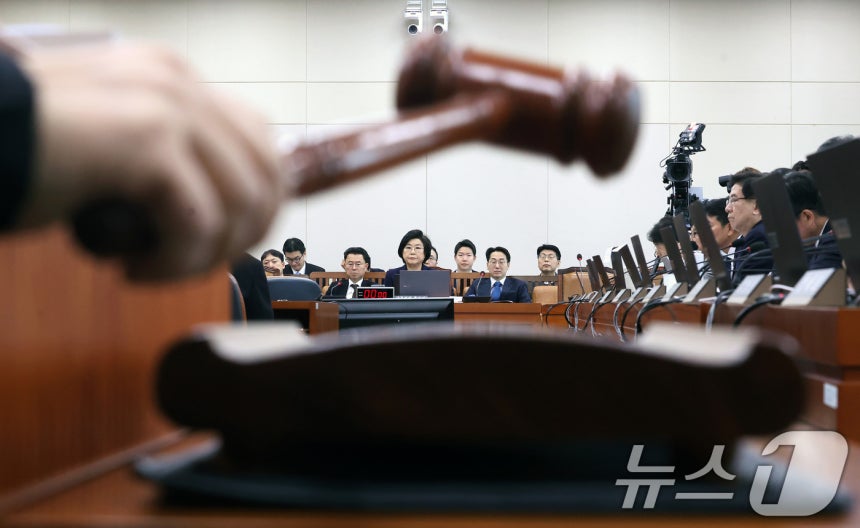 이혜훈 기획예산처 장관 후보자가 23일 서울 여의도 국회에서 열린 제431회국회(임시회) 재정경제기획위원회 인사청문회에 출석해 있다.2026.1.23/뉴스1 ⓒ News1 국회사진기자단