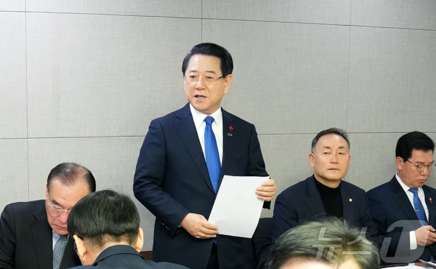 김영록 전라남도지사가 15일 서울 국회의원회관에서 광주·전남 행정통합 특별법안 검토를 위해 열린 조찬 간담회에 참석해 인사말을 하고 있다. (전남도 제공. 재판매 및 DB금지)20