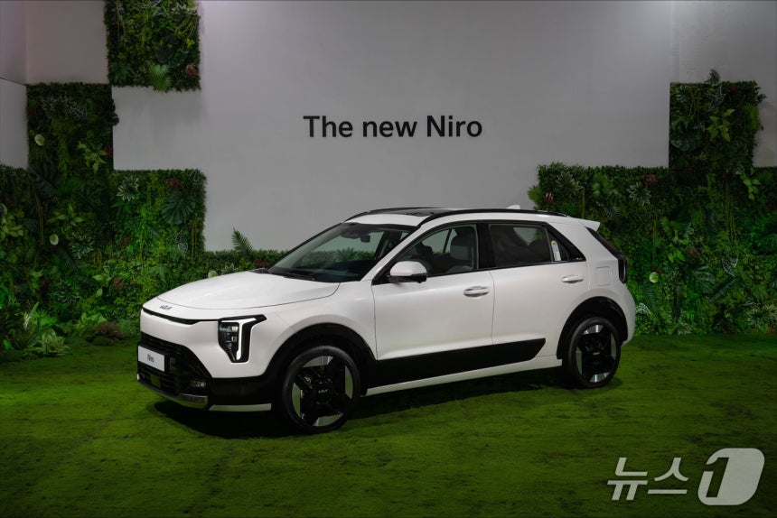 9일 서울 마포구 레이어스튜디오11에서 열린 '더 뉴 니로' 미디어 데이에서 기아 더 뉴 니로가 공개된 모습(기아 제공) 2026.3.10/뉴스1