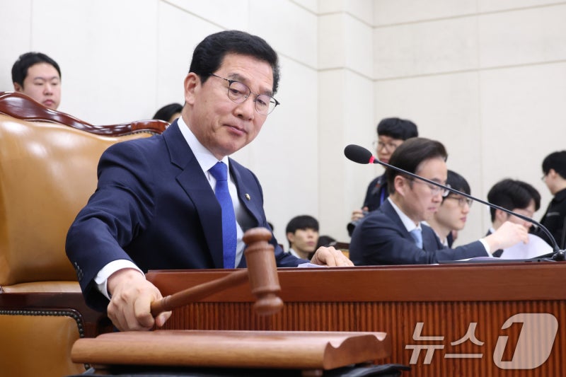 중수청법, 국회 행안위 통과