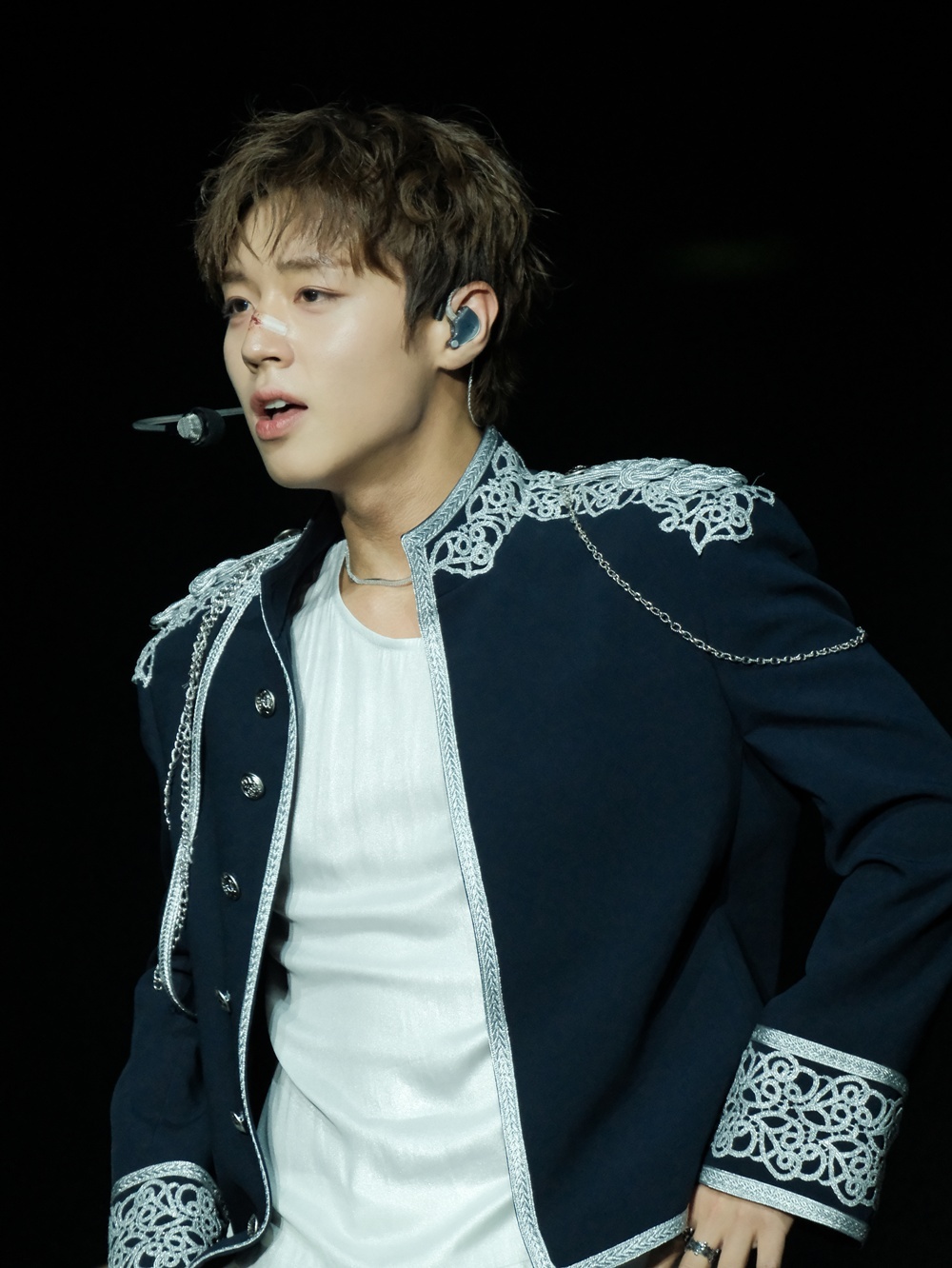<b>박지훈</b>, 7년 만의 <b>팬콘</b> 성황 "변함없는 건 팬들의 사랑"