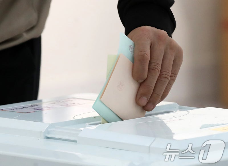 [6·3 지선] 지상파 3사 <b>출구조사</b>·JTBC 예측<b>조사</b> 오후 6시 공개