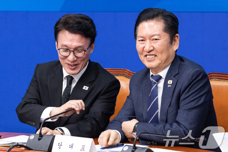 8월 민주당 전대, 차기 대권 싸움 이미 시작됐어